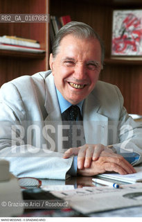 Nome: .MARIO MESSINIS.Descrizione: .MUSICA MUSICOLOGO CRITICO SOVRAINTENDENTE GRAN TEATRO LA FENICE.Credit: .Graziano Arici/Rosebud2/.Costo: .A.Nazione: .ITALIA.Cittˆ: ..Data: .2000