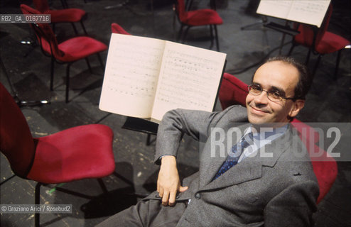 Nome: PINAMONTI PAOLO, MUSICA CLASSICA DIRETTORE ARTISTICO DEL TEATRO LA FENICE SPARTITI Nazione: ITALIA © 2000 Graziano Arici/Rosebud2