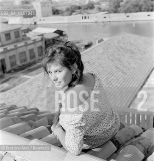 THE ACTRESS CLAUDIA CARDINALE   AT INTERNATIONAL FILM FESTIVAL  IN VENICE - 1958 - © ARCHIVIO Graziano Arici/Rosebud2  / ATTRICE / MOSTRA DEL CINEMA