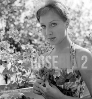 THE ACTRESS AND SINGER ROSSELLA COMO IN VENICE - 1957 © ARCHIVIO Graziano Arici/Rosebud2  / LATTRICE / CINEMA / RIVISTA