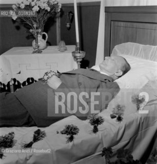 THE FUNERAL OF THE ITALIAN POLITICIAN ALCIDE DE GASPERI, IN SELLA DI VASUGANA (TN) - 1954 © ARCHIVIO Graziano Arici/Rosebud2 