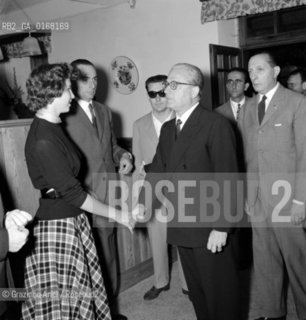 THE PRESIDENT GIOVANNI GRONCHI AND CECILIA DE GASPERI AT THE FUNERAL OF THE ITALIAN POLITICIAN ALCIDE DE GASPERI, IN SELLA DI VASUGANA (TN) - 1954 © ARCHIVIO Graziano Arici/Rosebud2 