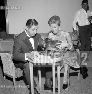 DON JAIME DEMORA Y ARAGON WHIT THE GIRLFRIEND MARGITTE HOLSON - 60 - © ARCHIVIO Graziano Arici/Rosebud2  / NOBILI /