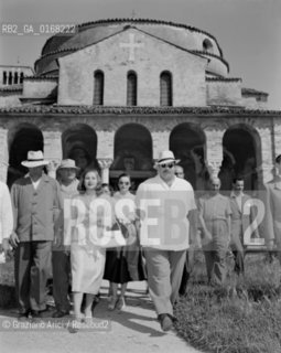 THE KING FARUK OF AEGYPT WITH HIS WIFE  IN TORCELLO (VENICE)  - 1951 © ARCHIVIO Graziano Arici/Rosebud2  / NOBILE