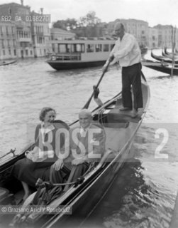 THE PRODUCER SAMUEL GOLDWYN IN VENICE - 1950 © ARCHIVIO Graziano Arici/Rosebud2  / CINEMA / PRODUTTORE / GONDOLA