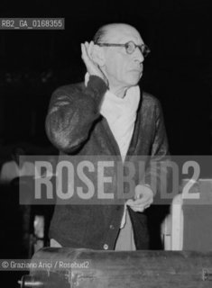 THE  COMPOSER IGOR STRAVINSKIJ DURING THE REHEARSAL OF THE OPERA THE RAKES PROGRESS AT THE THEATRE LA SCALA IN MILAN (ITALY) - 1951 -  © ARCHIVIO Graziano Arici/Rosebud2  / MUSICA / COMPOSITORE / TEATRO LA SCALA  / PROVE