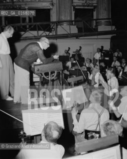 THE  COMPOSER IGOR STRAVINSKIJ DURING THE REHEARSAL OF THE OPERA THE RAKES PROGRESS AT THE THEATRE LA SCALA IN MILAN (ITALY) - 1951 -  © ARCHIVIO Graziano Arici/Rosebud2  / MUSICA / COMPOSITORE / TEATRO LA SCALA  / PROVE