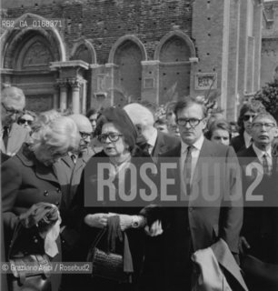 THE WIDOW OF IGOR STRAVINSKIJ AT THE FUNERAL OF THE COMPOSER IN VENICE - 1971 -  © ARCHIVIO Graziano Arici/Rosebud2  / MUSICA / COMPOSITORE / FUNERALE / VEDOVA