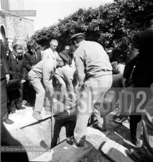 THE FUNERAL OF THE COMPOSER IGOR STRAVINSKIJ IN VENICE - 1971 -  © ARCHIVIO Graziano Arici/Rosebud2  / MUSICA / COMPOSITORE / FUNERALE