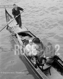 THE ARCHITECT, TOWN - PLANNER AND PAINTER LE CORBUSIER (CHARLES-EDOUARD JEANNERET)  WITH ART HISTORIAN GIUSEPPE MAZZARIOL ON A GONDOLA IN VENICE - 1965 - © ARCHIVIO Graziano Arici/Rosebud2  / ARCHITETTO / URBANISTA / PITTORE / STORICO DELLARTE / GONDOLA / ARCHITETTURA / ARTE