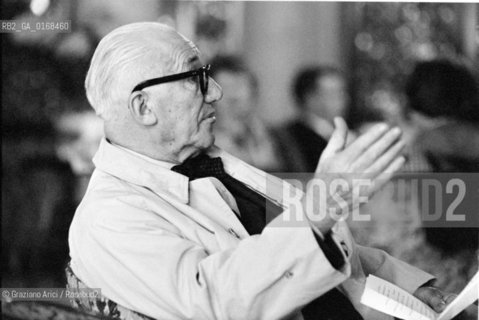 THE ARCHITECT, TOWN - PLANNER AND PAINTER LE CORBUSIER (CHARLES-EDOUARD JEANNERET)  IN VENICE - 1965 - © ARCHIVIO Graziano Arici/Rosebud2  / ARCHITETTO / URBANISTA / PITTORE / ARCHITETTURA / ARTE