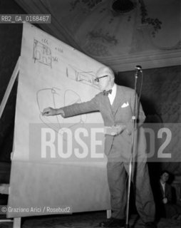 THE ARCHITECT, TOWN - PLANNER AND PAINTER LE CORBUSIER (CHARLES-EDOUARD JEANNERET)  IN VENICE - 1965 - © ARCHIVIO Graziano Arici/Rosebud2  / ARCHITETTO / URBANISTA / PITTORE / ARCHITETTURA / ARTE