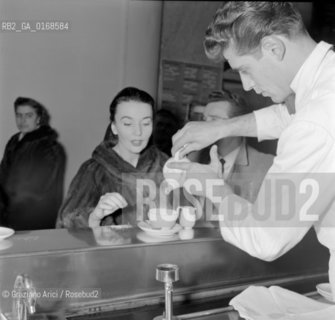 THE  DANCER AND ACTRESS LUDMILLA TCHERINA -  MILANO  - 1955 - © ARCHIVIO Graziano Arici/Rosebud2  / BALLERINA /