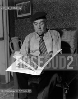 THE PAINTER ARTURO TOSI -  MILAN - 1948 © ARCHIVIO Graziano Arici/Rosebud2  / ARTE / PITTORE