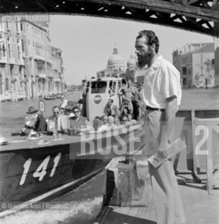 THE PAINTER EMILIO VEDOVA IN VENICE - 1956 © ARCHIVIO Graziano Arici/Rosebud2  /ARTE / PITTORE