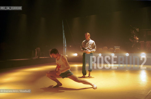 VENICE 22/06/2001 - LA BIENNALE DI VENEZIA : DANZAMUSICATEATRO- KAZE, COREOGRAPHER TERO SAARINEN, TOOTHPICK COMPANY, MUSIC BY YAS-KAZ - ©Graziano Arici/Rosebud2 / BALLO / BALLETTO