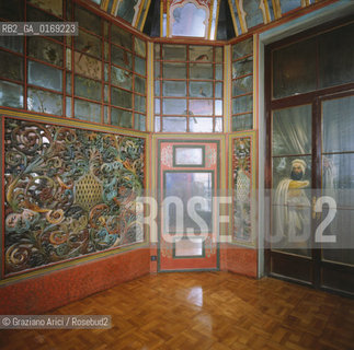 Caption: Localizzazione:.PADOVA.Oggetto:.CAFFE PEDROCCHI.Soggetto:.SALA MORESCA SPECCHIO.Cronologia: .XIX SEC..Definizione Culturale:.   Autore: .GIUSEPPE JAPPELLI .   Stile:.NEOCLASSICO.   Editori/Stampatori:.   Committenza:.ANTONIO PEDROCCHI.Materia e Tecnica:.Collocazione:.Note:.MONUMENTALE CAFFE STORICO.Riproduzione Fotografica:.Graziano Arici/Rosebud2 Copyright:.Graziano Arici/Rosebud2 Data:.1998.Costo:.A