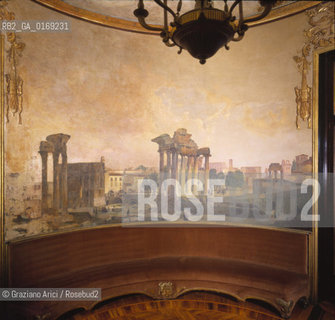 Caption: Localizzazione:.PADOVA.Oggetto:.CAFFE PEDROCCHI.Soggetto:.SALA ROMANA.Cronologia: .XIX SEC..Definizione Culturale:.   Autore: .GIUSEPPE JAPPELLI .IPPOLITO CAFFI.   Stile:.NEOCLASSICO.   Editori/Stampatori:.   Committenza:.ANTONIO PEDROCCHI.Materia e Tecnica:.Collocazione:.Note:.MONUMENTALE CAFFE STORICO.Riproduzione Fotografica:.Graziano Arici/Rosebud2 Copyright:.Graziano Arici/Rosebud2 Data:.1998.Costo:.A