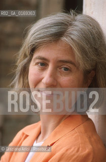 FONDAMENTA 14/17 GIUGNO 2001: CORPI - LA MATEMATICA VALENTINA DI FRANCESCO (ITALIA) - ©Graziano Arici/Rosebud2