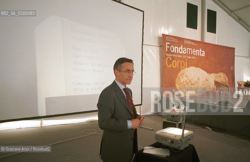 FONDAMENTA 14/17 GIUGNO 2001: CORPI - IL TENENTE COLONNELLO LUCIANO GAROFALO, COMANDANTE DEL REPARTO INVESTIGAZIONI SCIENTIFICHE DI PAVIA (ITALIA) - ©Graziano Arici/Rosebud2