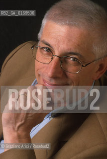 Nome: .VIANELLO MICHELE.Descrizione: .POLITICO VICE-SINDACO.Credit: .Graziano Arici/Rosebud2 Costo: .A.Nazione: ..Cittˆ: .VENEZIA.VENICE.Data: .2001