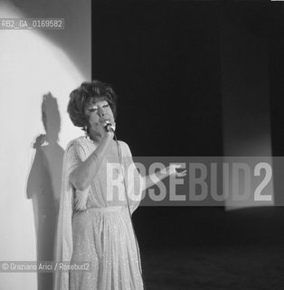 MUSICA JAZZ CINEMA / LA CANTANTE JOSEPHINE BAKER IN CONCERTO / MOSTRA INTERNAZIONALE DARTE CINEMATOGRAFICA, BIENNALE 1969 - © ARCHIVIO Graziano Arici/Rosebud2 