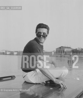 BECAUD GILBERT  (FRANCIA) / MUSICA POP CANTANTE/ A VENEZIA 1964 © ARCHIVIO Graziano Arici/Rosebud2 ...