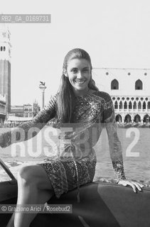 CINEMA / LATTRICE VALERIA CIANGOTTINI (ITALIA) IN MOTOSCAFO A VENEZIA / 1968 - © ARCHIVIO Graziano Arici/Rosebud2 