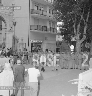 CINEMA PROTESTA SINISTRA / CONTESTAZIONE ALLA MOSTRA / SCHIERAMENTO DI POLIZIOTTI / MOSTRA INTERNAZIONALE DARTE CINEMATOGRAFICA, BIENNALE 1968 - © ARCHIVIO Graziano Arici/Rosebud2 .