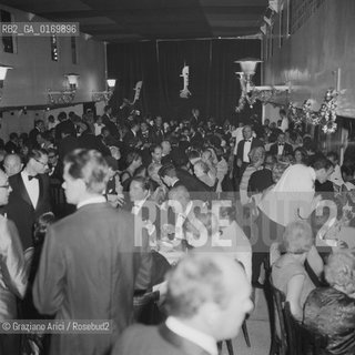 CINEMA / FESTA DURANTE LA MOSTRA INTERNAZIONALE DARTE CINEMATOGRAFICA, BIENNALE 1966 / ROSSANO BRAZZI - © ARCHIVIO Graziano Arici/Rosebud2 