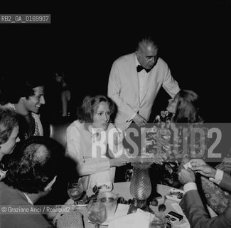 CINEMA / LATTRICE BRIGITTE FOSSEY (FRANCIA) / FESTA, PARTY, CAMERIERE / FILM  M COMME MATHIEU / MOSTRA INTERNAZIONALE DARTE CINEMATOGRAFICA, BIENNALE 1971 - © ARCHIVIO Graziano Arici/Rosebud2 .