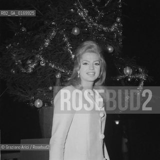 CINEMA / LATTRICE IRA FURSTENBERG / ALBERO DI NATALE / 1966 - © ARCHIVIO Graziano Arici/Rosebud2 
