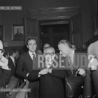 POLITICA / IL PRESIDENTE GIOVANNI LEONE IN VISITA ALLUNIVERSITA DI PADOVA / 1973 - © ARCHIVIO Graziano Arici/Rosebud2 