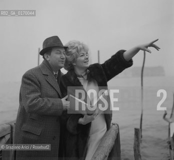 MUSICA LIRICA OPERA / IL CANTANTE TENORE GASTONE LIMARILLI CON LA SOPRANO CELESTINA CASAPIETRA (ITALIA) A VENEZIA /1969 - © ARCHIVIO Graziano Arici/Rosebud2 