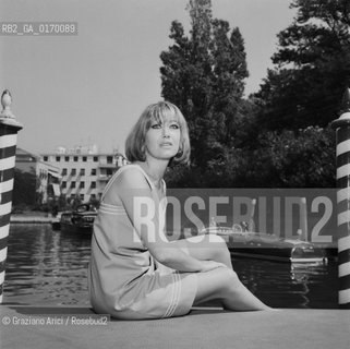 CINEMA TEATRO / LATTRICE LYDIA MANCINELLI (ITALIA) NELLA DARSENA DELLHOTEL EXCELSIOR / 1968 - © ARCHIVIO Graziano Arici/Rosebud2 
