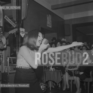 MUSICA / LA CANTANTE MILVA (ITALIA) IN CONCERTO A CORTINA / 1968 - © ARCHIVIO Graziano Arici/Rosebud2 