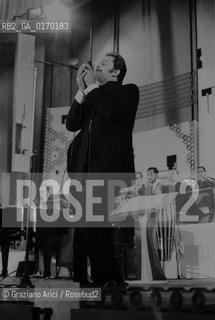 MUSICA LEGGERA / IL CANTANTE DOMENICO MODUGNO (ITALIA) IN CONCERTO / 1969 - © ARCHIVIO Graziano Arici/Rosebud2 