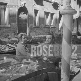POLITICA / IL MINISTRO DELLE FINANZE TEDESCO FRANZ JOSEF STRAUSS (GERMANIA) CON LA  MOGLIE A VENEZIA / IN CANAL GRANDE /  1969 - © ARCHIVIO Graziano Arici/Rosebud2 