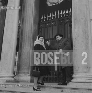 MUSICA LIRICA OPERA / IL CANTANTE TENORE FERRUCCIO TAGLIAVINI CON LA SOPRANO FIORELLA COSSOTTO (ITALIA) AL GRAN TEATRO LA FENICE /1965 - © ARCHIVIO Graziano Arici/Rosebud2 