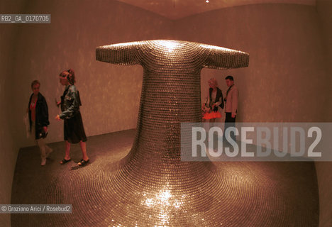 49¡ ESPOSIZIONE INTERNAZIONALE DARTE-  LA BIENNALE DARTE - COREAN PAVILLION -WORK  OF THE ARTIST DO-HO SUH  -2001  @ Graziano Arici/Rosebud2 / ARTE / ARTIST