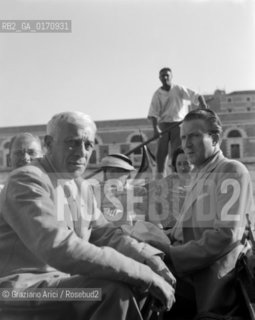 THE PAINTER GEORGES BRAQUE WITH THE GALLERIST AND COLLECTOR AIME MAEGHT IN VENICE - 1950 © ARCHIVIO Graziano Arici/Rosebud2  / ARTE / PITTORE / COLLEZIONISTA / GALLERISTA / GONDOLA