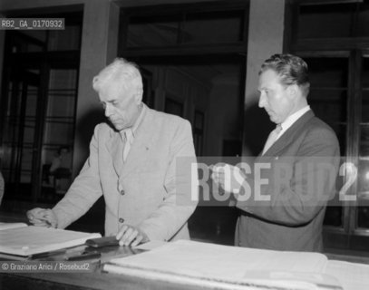 THE PAINTER GEORGES BRAQUE WITH THE GALLERIST AND COLLECTOR AIME MAEGHT IN VENICE - 1950 © ARCHIVIO Graziano Arici/Rosebud2  / ARTE / PITTORE / COLLEZIONISTA / GALLERISTA