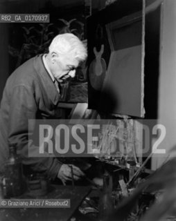 THE PAINTER GEORGES BRAQUE IN HIS STUDIO IN PARIS - 1948 © ARCHIVIO Graziano Arici/Rosebud2  / ARTE / PITTORE