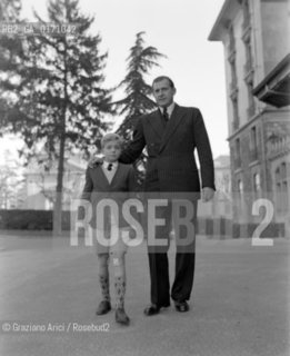 THE KING OF SPAIN JUAN WITH HIS SON JUAN CARLOS IN LAUSANNE - 1948 © ARCHIVIO Graziano Arici/Rosebud2  / NOBILE