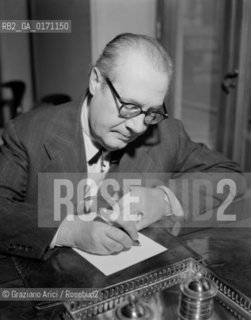 THE GUITARIST  ANDRES SEGOVIA - ROME- 1950 © ARCHIVIO Graziano Arici/Rosebud2  / MUSICA / CHITARRISTA