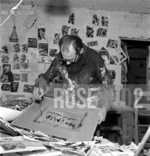 THE PAINTER EMILIO VEDOVA IN VENICE - 1966 © ARCHIVIO Graziano Arici/Rosebud2  /ARTE / PITTORE