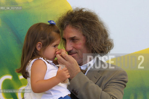 06/09 - VENICE - 58. INTERNATIONAL FILM FESTIVAL - SAUVAGE INNOCENCE - THE DIRECTOR PHILIPPE GARREL WITH HIS DAUGHTER LENA - ©Graziano Arici/Rosebud2