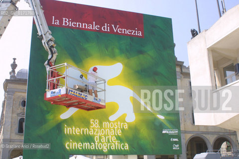 28/08 - VENICE - 58. INTERNATIONAL FILM FESTIVAL - THE CINEMA PALACE ©Graziano Arici/Rosebud2