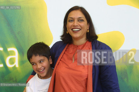 31/08 - VENICE - 58. INTERNATIONAL FILM FESTIVAL - THE DIRECTOR MIRA NAIR WITH HER SOON ZORAN -  MONSOON WEDDING  - ©Graziano Arici/Rosebud2