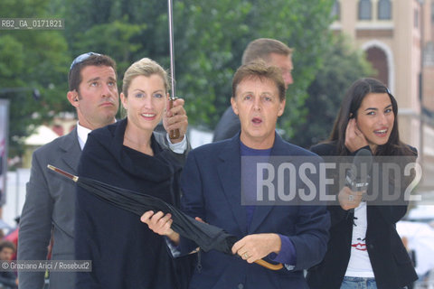 04/09 - VENICE - 58. INTERNATIONAL FILM FESTIVAL - TUESDAY - THE SINGER PAUL MCCARTNEY WITH HIS WIFE  - ©Graziano Arici/Rosebud2